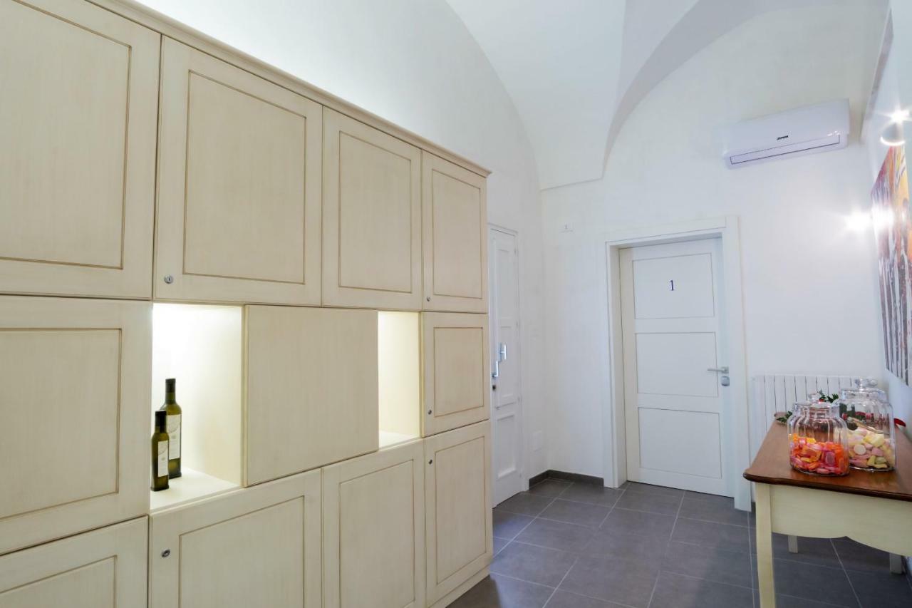 Le Stanze Del Duomo Bed and Breakfast Lecce Exteriör bild